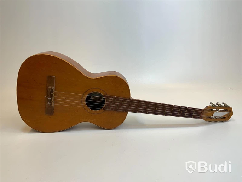 Gerdin nylon strängad gitarr inkl giggbag